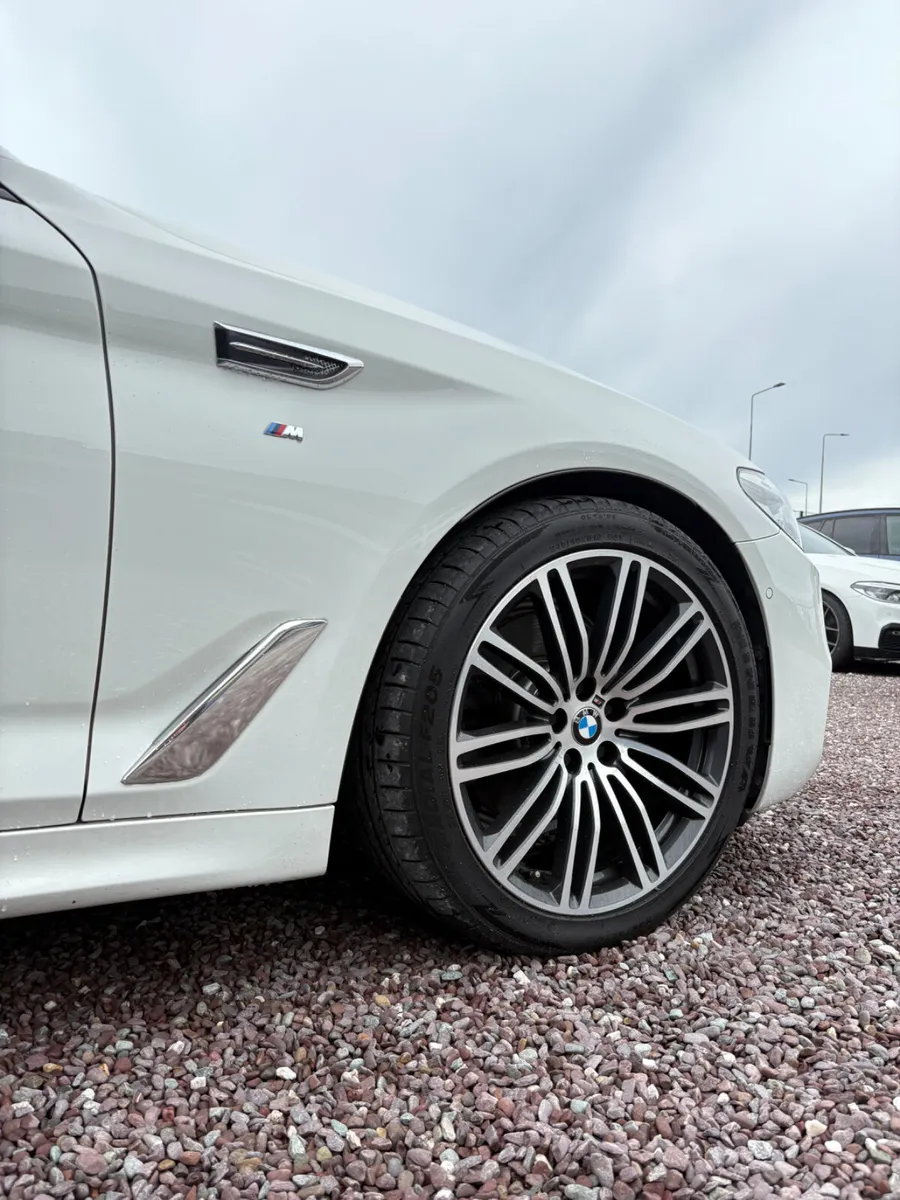 BMW 523D / 520D Touring 2017 Low KM - Image 3