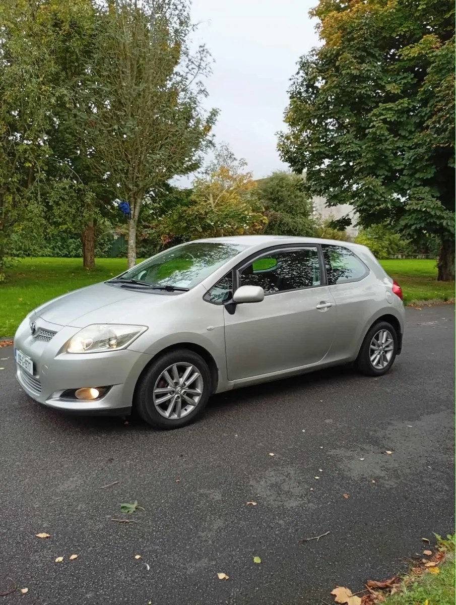 2009 TOYOTA AURIS 1.4 petrol NCT&TAX - Image 2