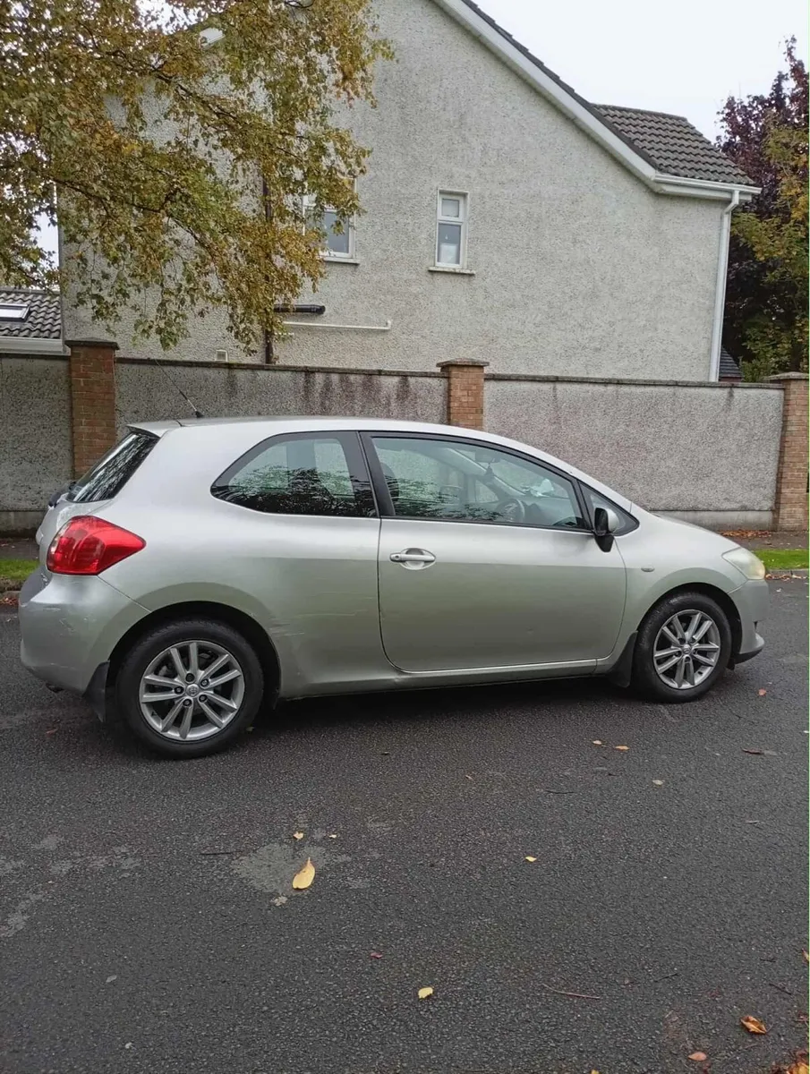 2009 TOYOTA AURIS 1.4 petrol NCT&TAX - Image 4