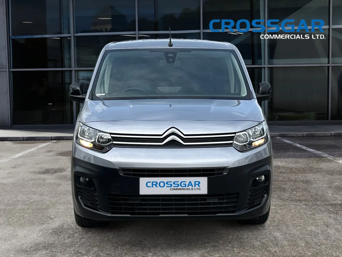 Citroen Berlingo Crew Van Reversing Camera Sat-Nav - Image 4