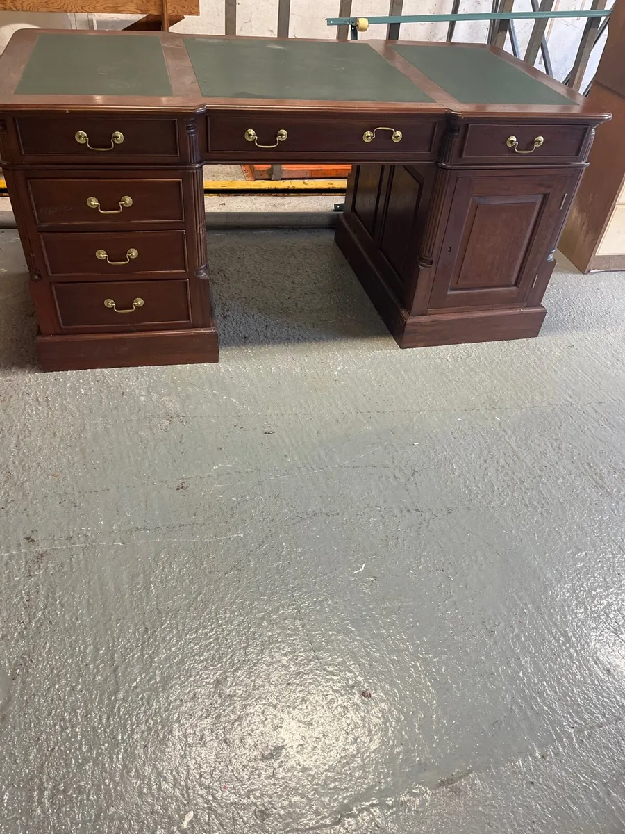 Desk - Image 1