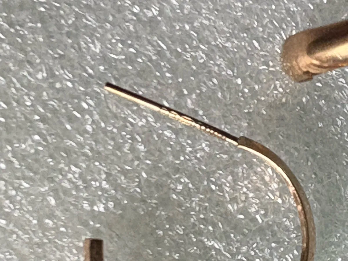 9ct gold earrings - Image 3