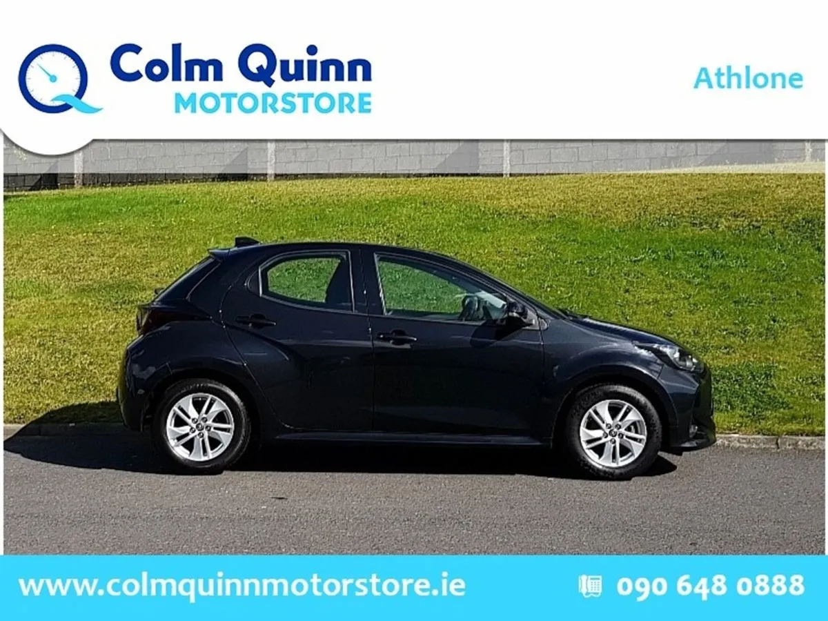 Toyota Yaris Luna 1.0 Petrol Manual - Image 3