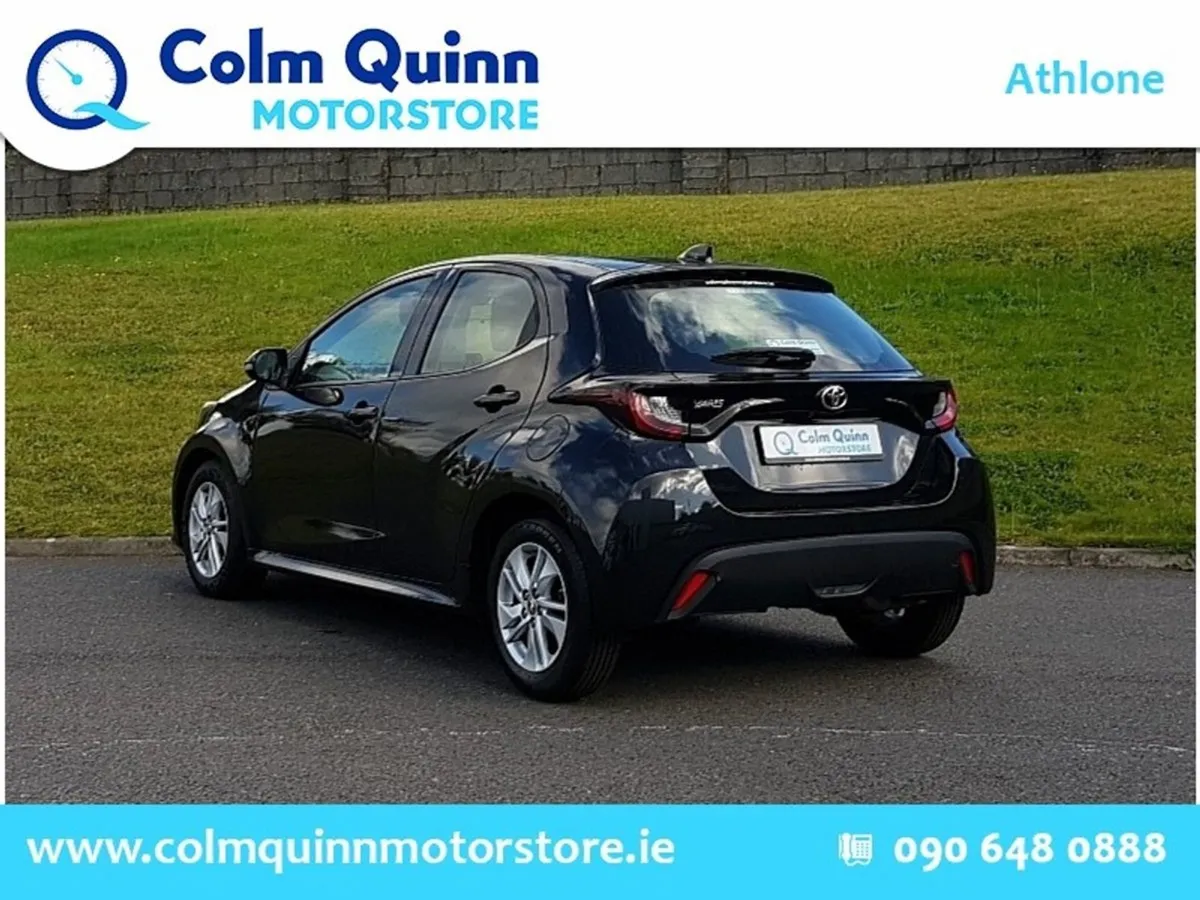 Toyota Yaris Luna 1.0 Petrol Manual - Image 4