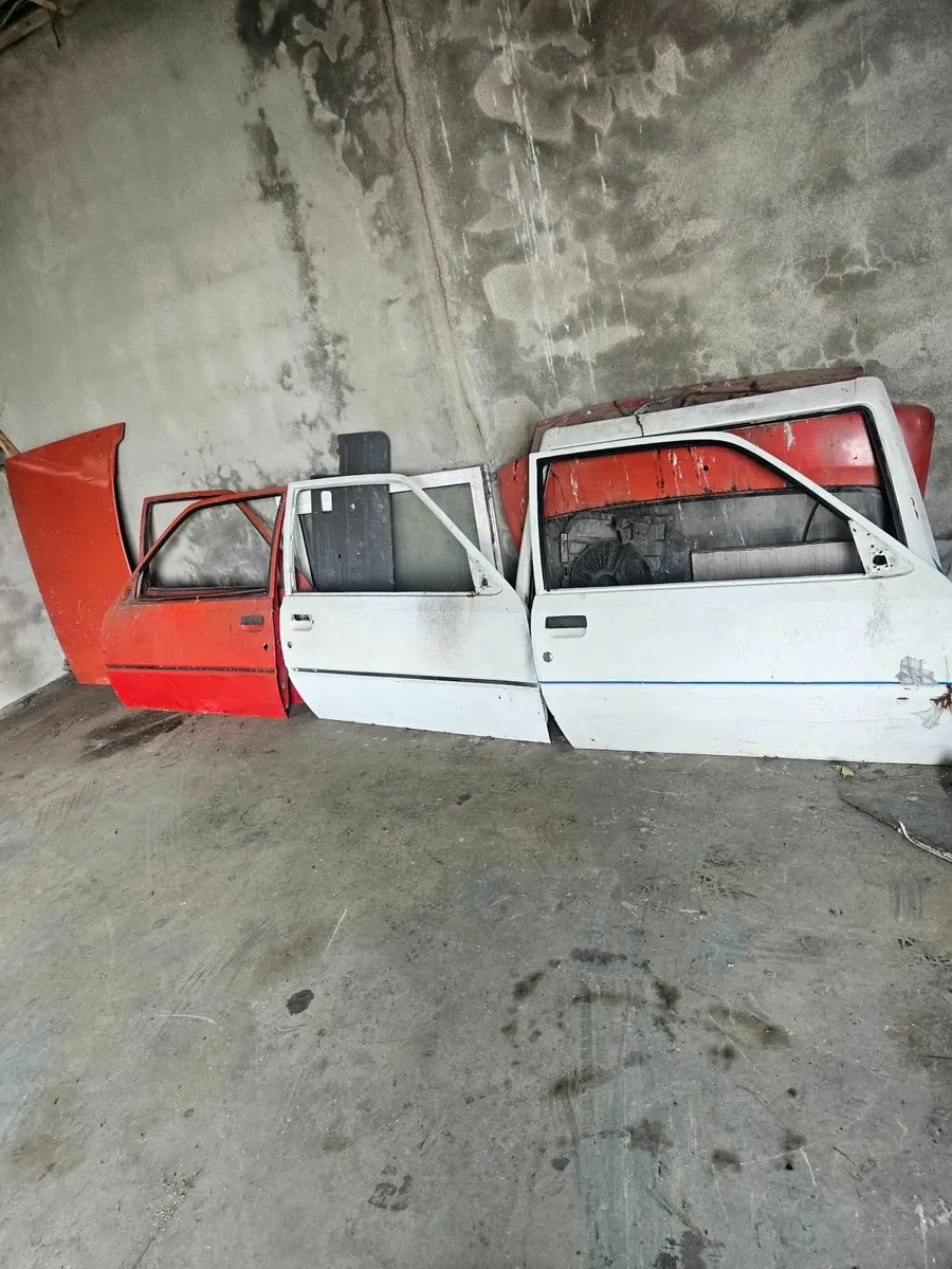 Peugeot   104 and 205 parts - Image 2