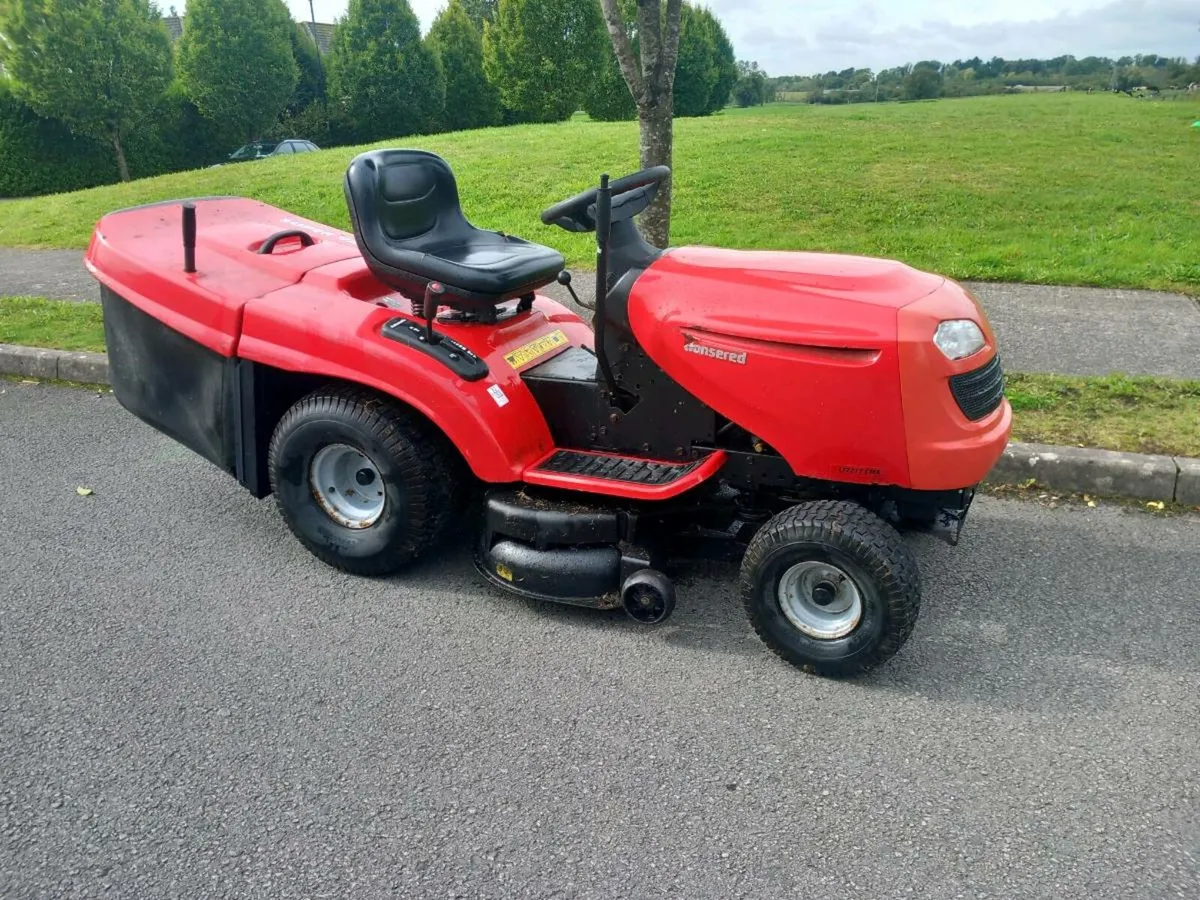 Ride on lawnmower - Image 2