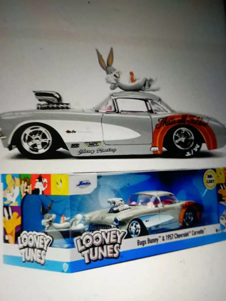LOONEY TUNES -BUGS BUNNY 1957  CAR X FIGURE - Image 1