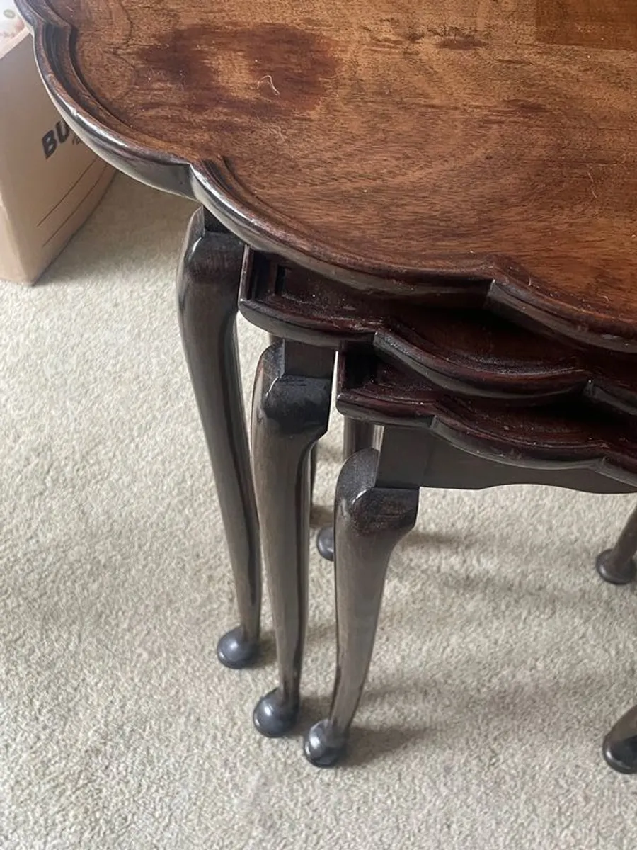 nest of tables - Image 4