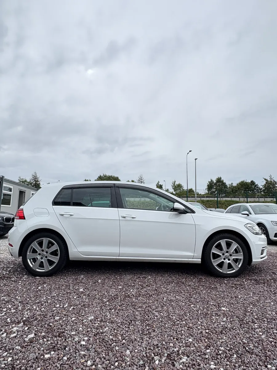 Volkswagen Golf MK7.5  1.2 TSI Automatic Low KM - Image 2