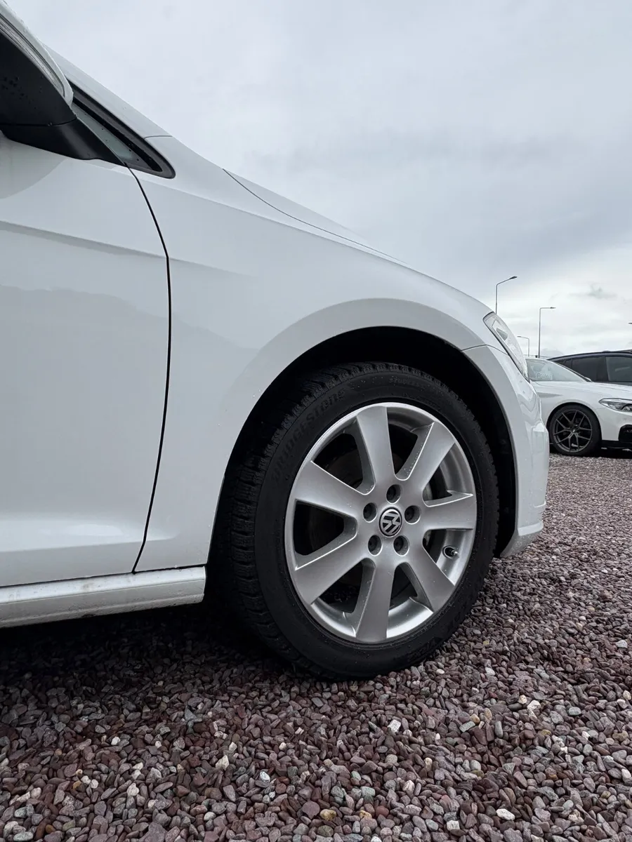 Volkswagen Golf MK7.5  1.2 TSI Automatic Low KM - Image 3