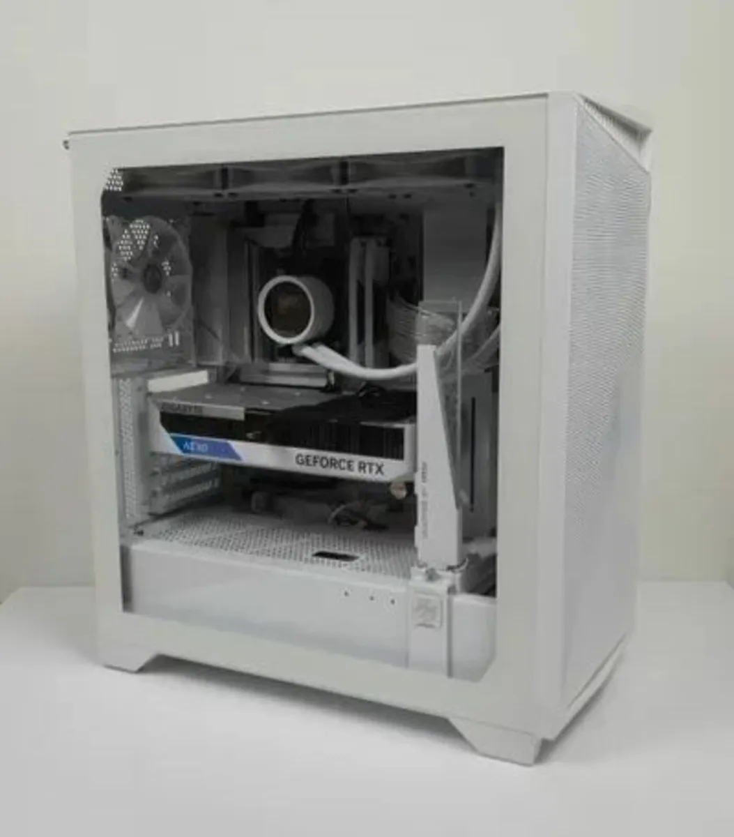 PC Gamer RTX 4070 | Ryzen 9 7900 - Image 3