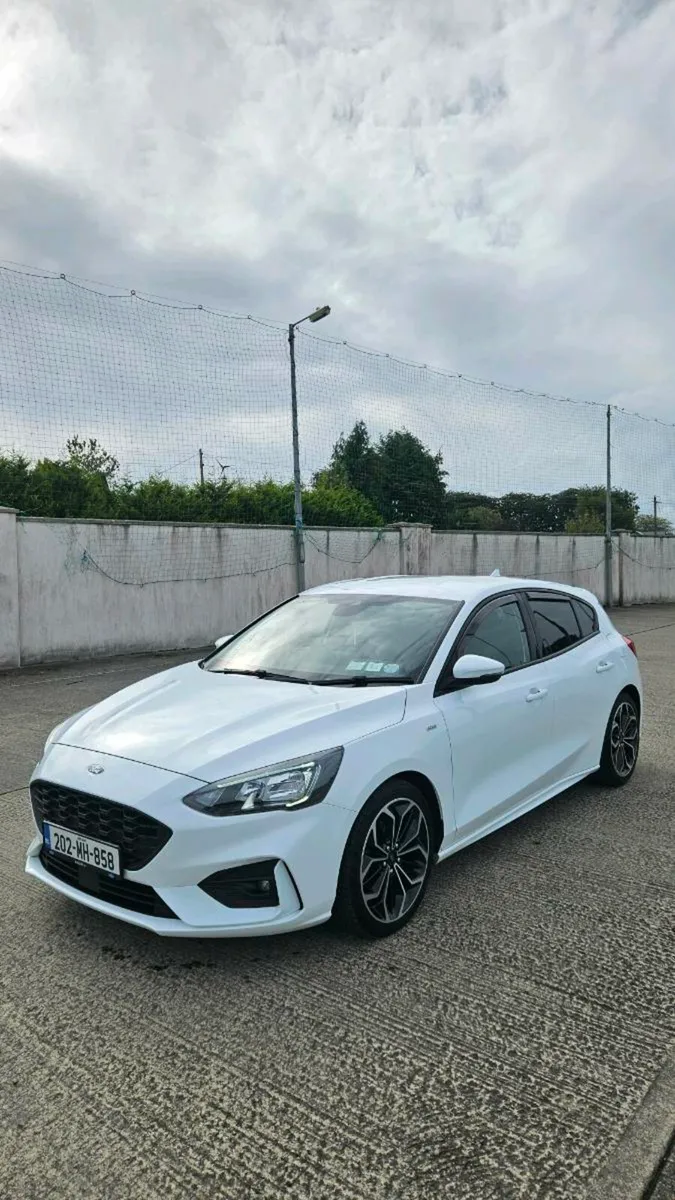 Ford Focus ST Line 1.5TD 120PS - Image 2