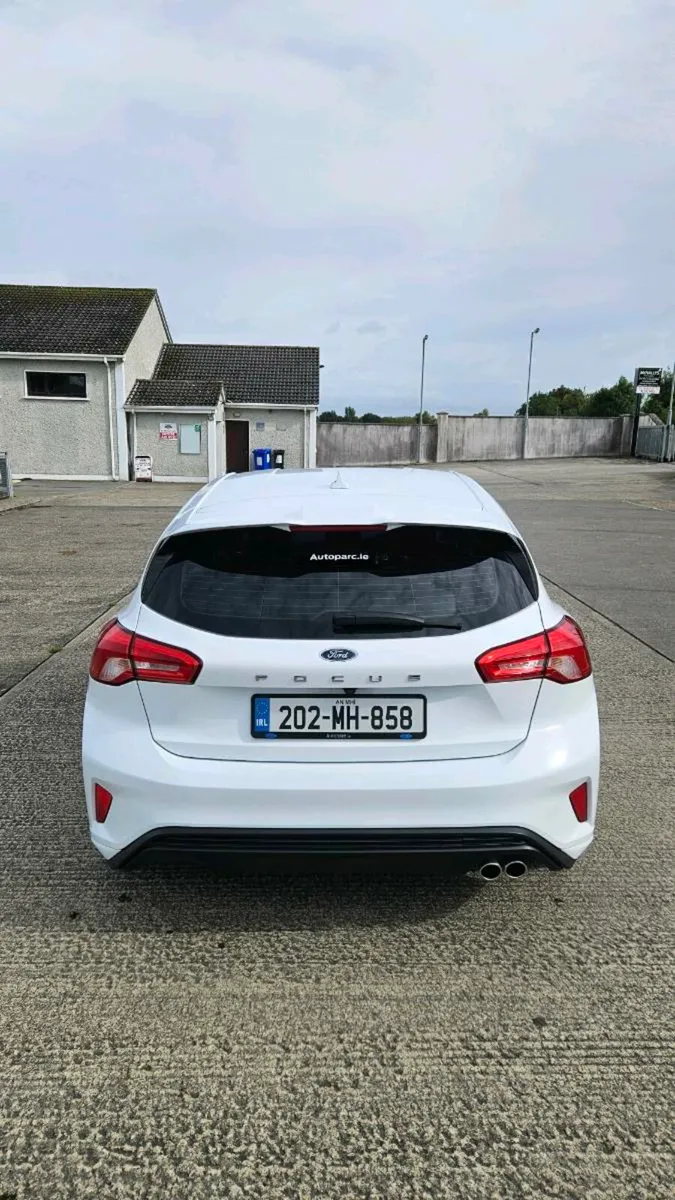 Ford Focus ST Line 1.5TD 120PS - Image 4
