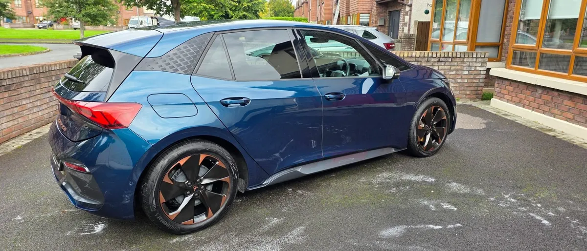 Cupra Born 2024 - Image 2