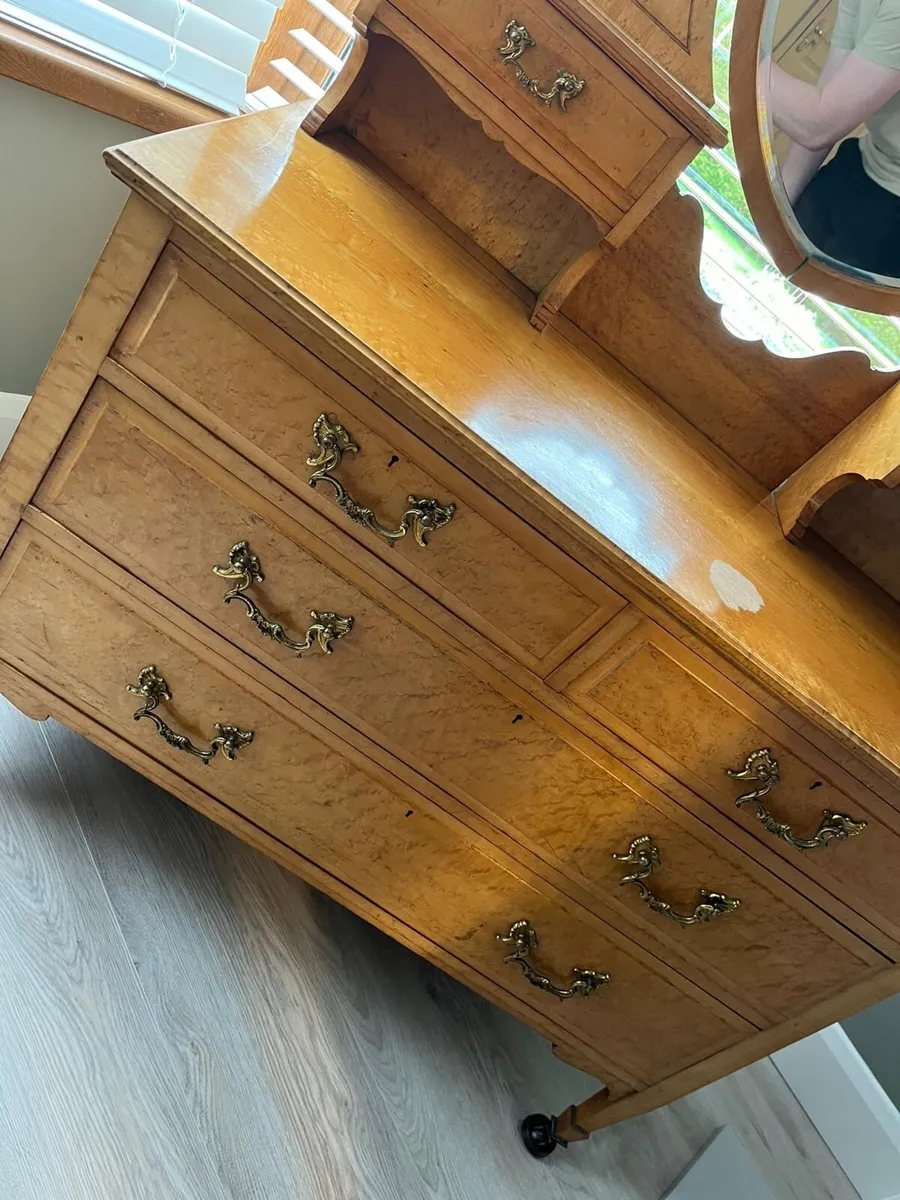 Antique Maple wardrobe and Dressing table - Image 3