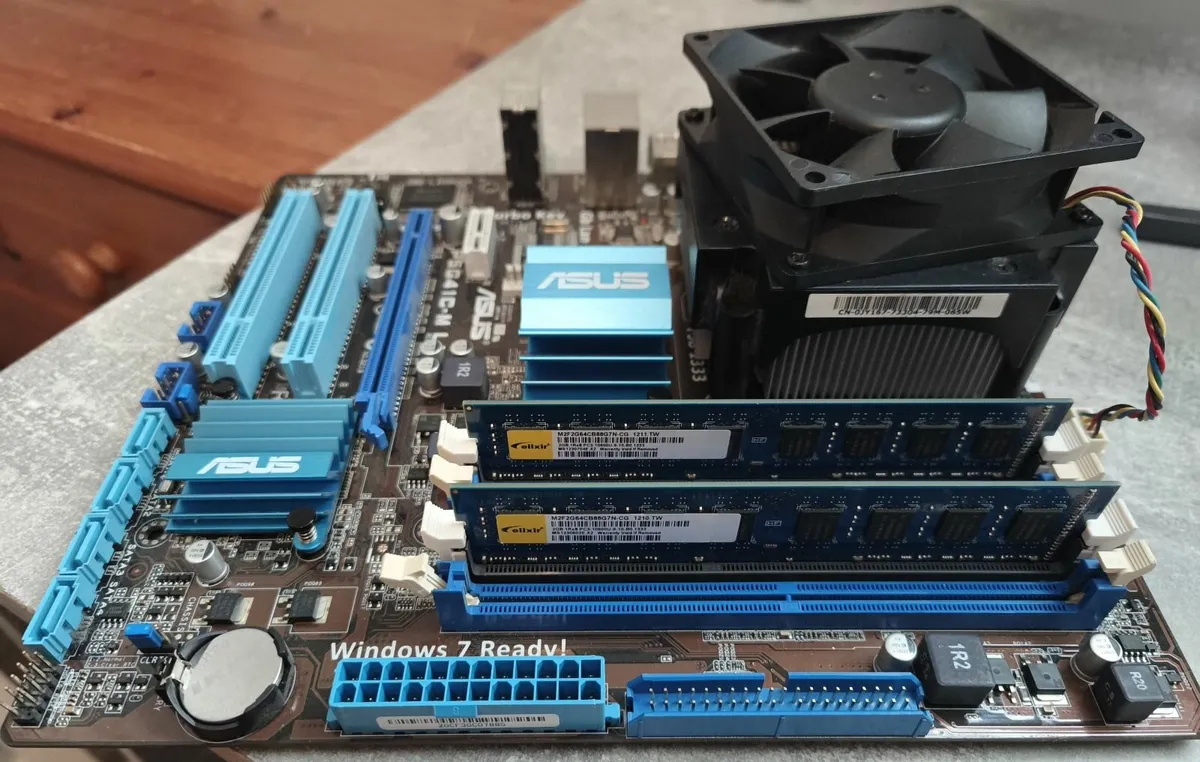 Asus Motherboard - Image 4