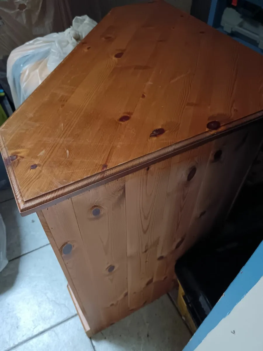 Free if u can collect. Corner TV cabinet - Image 2