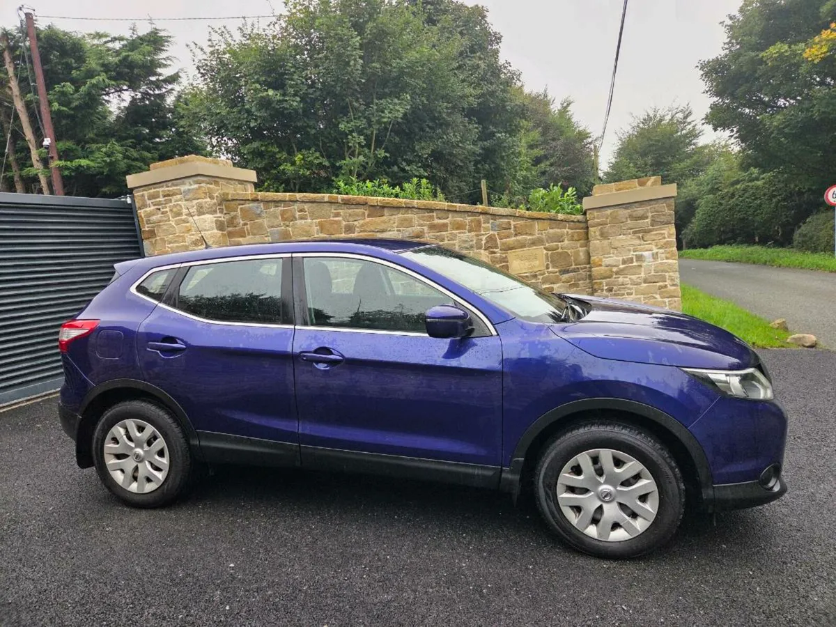 2015 NISSAN QASHQAI - Image 1