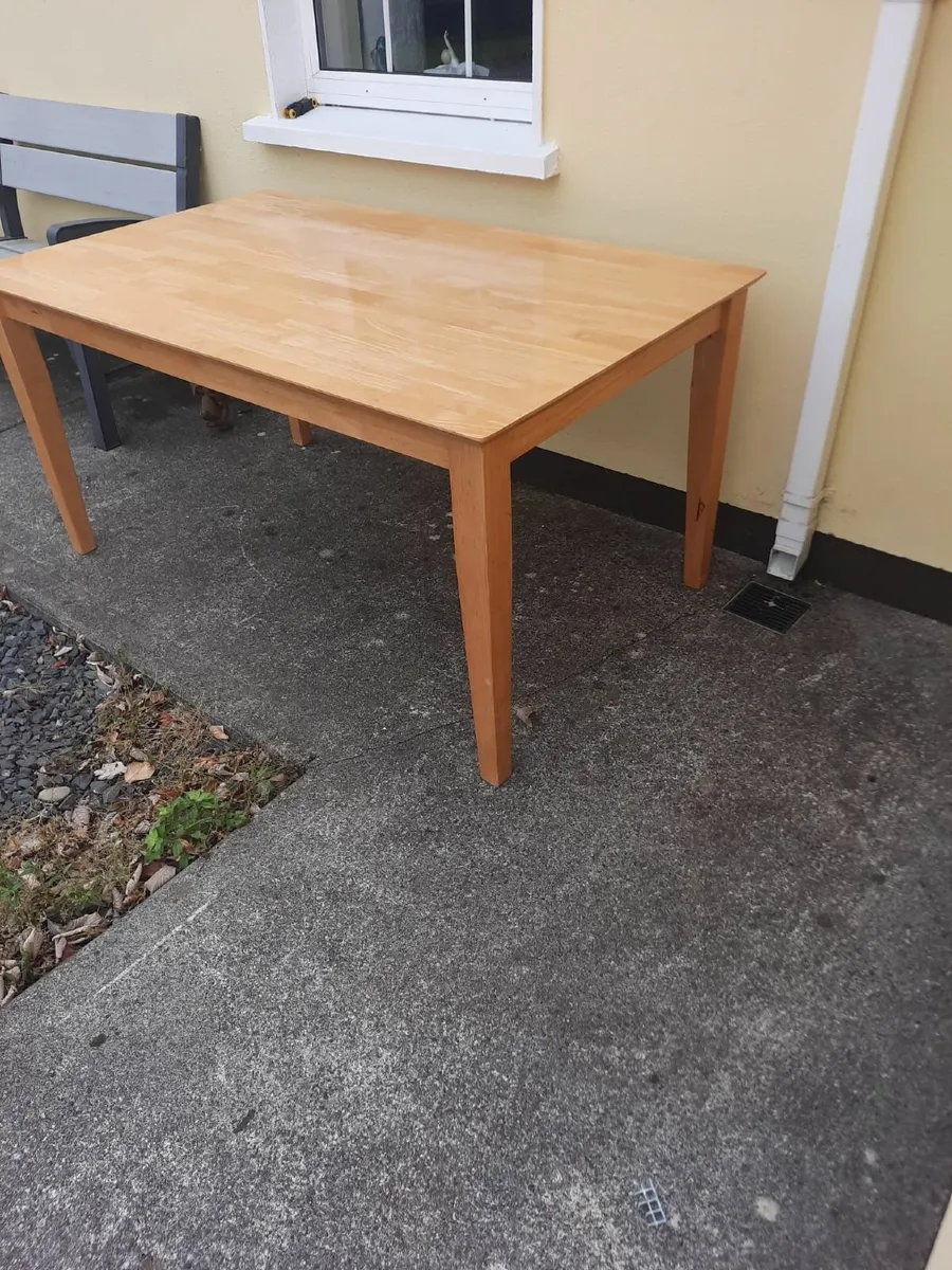 Kitchen table - Image 3