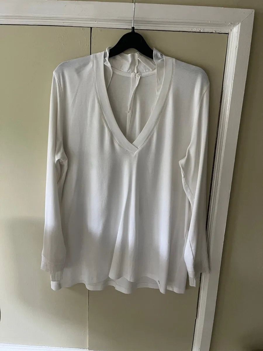 Marc Cain top - Image 1
