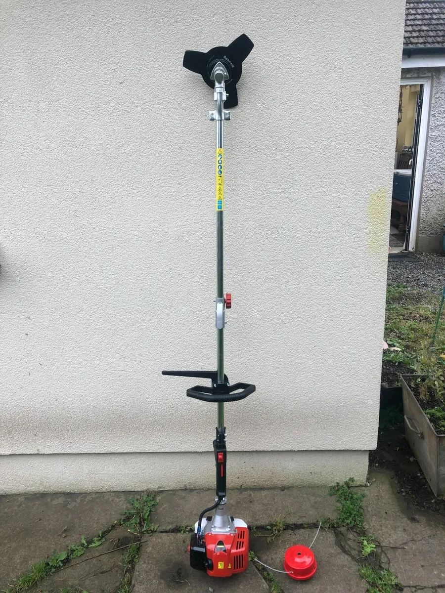 Garden brush cutter - Image 1