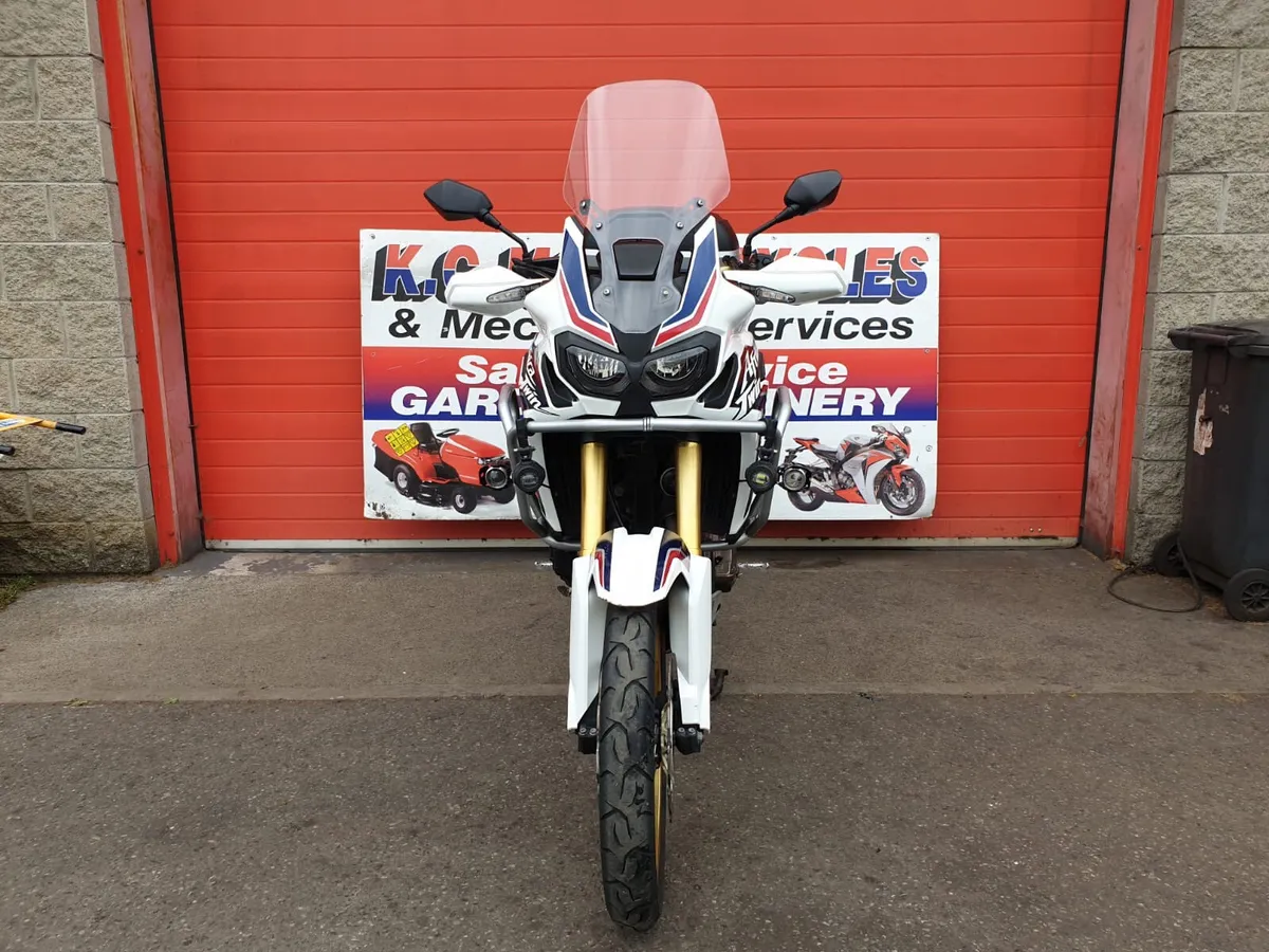 Honda Africa Twin 1000 - Image 4