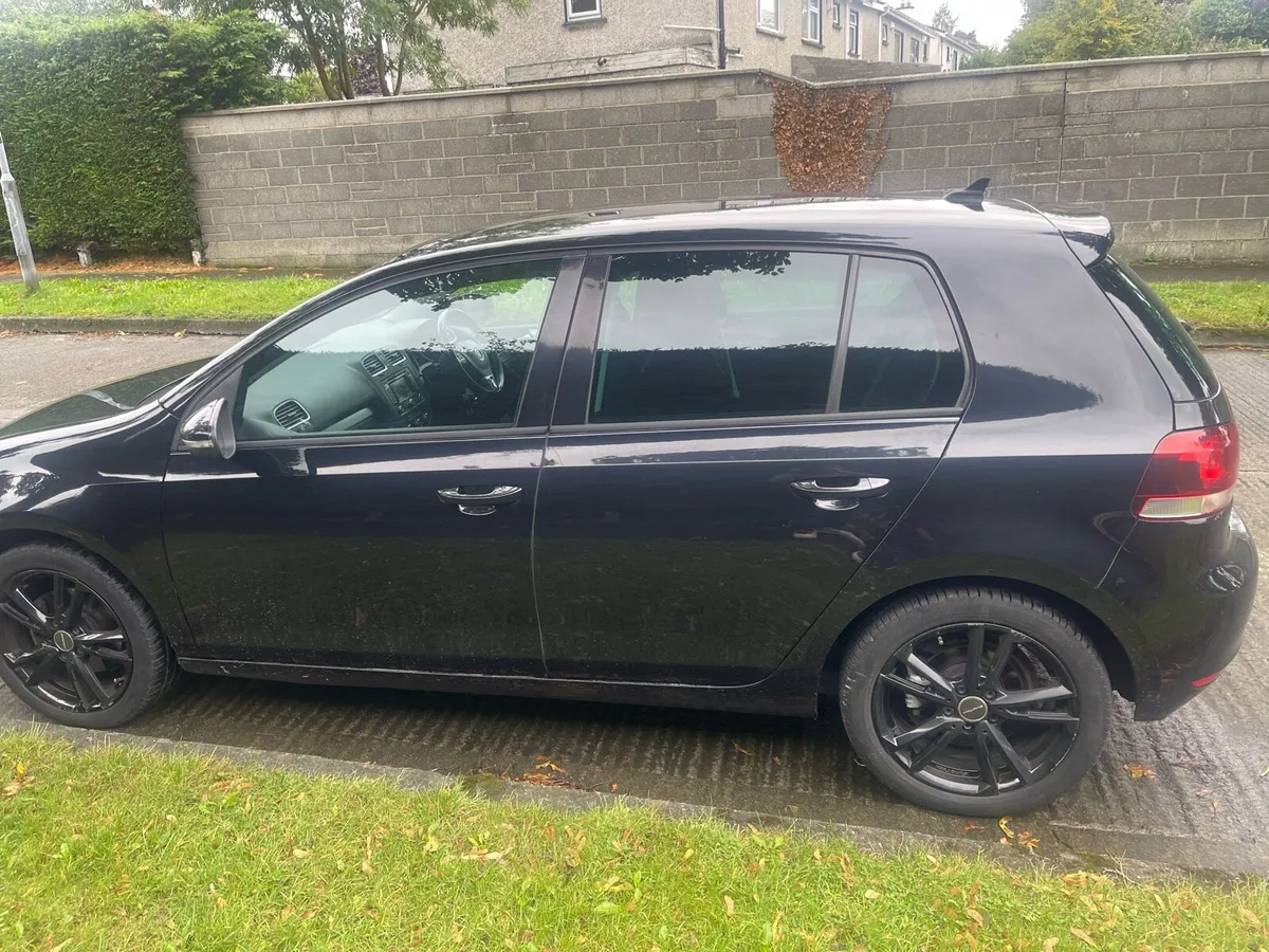 Vw Golf 2.0 TDI Match 140hp - Image 4