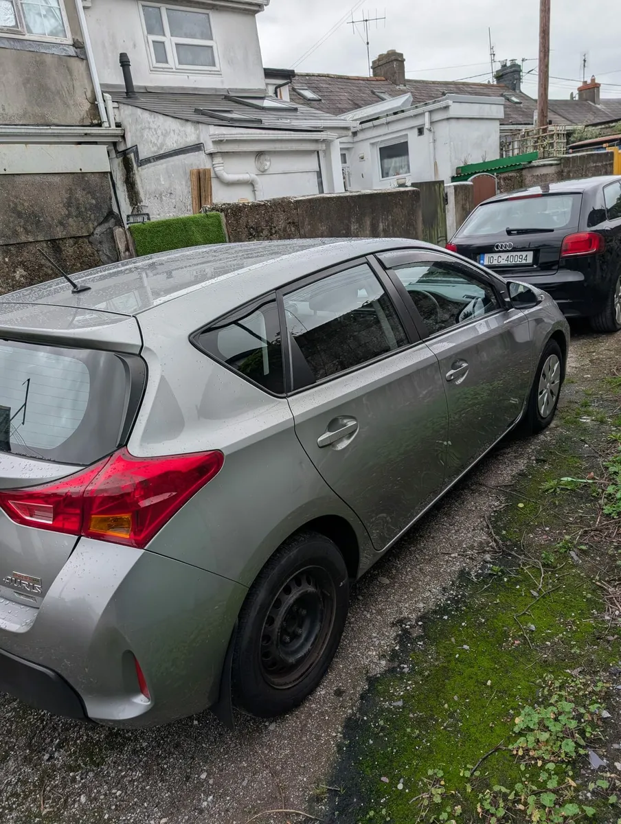 Toyota Auris - Image 3