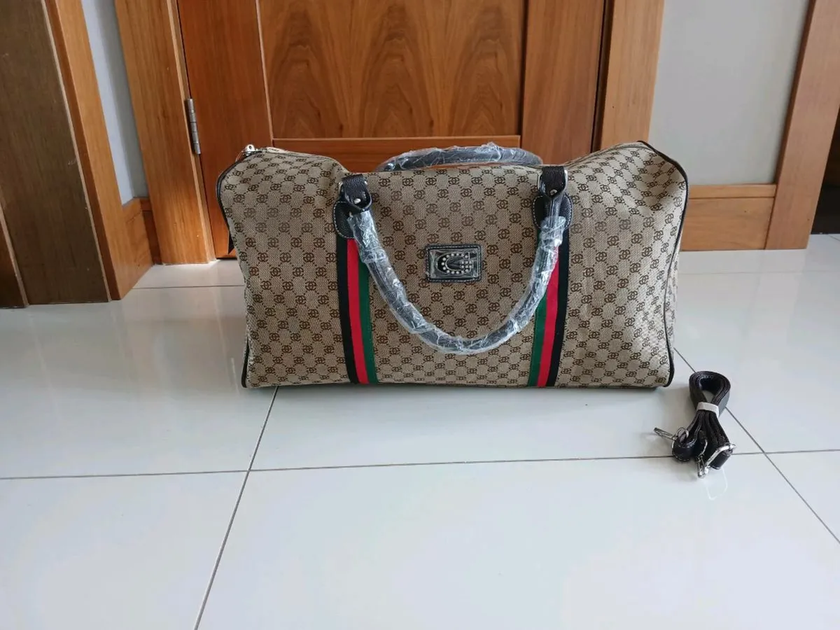 Travel bag