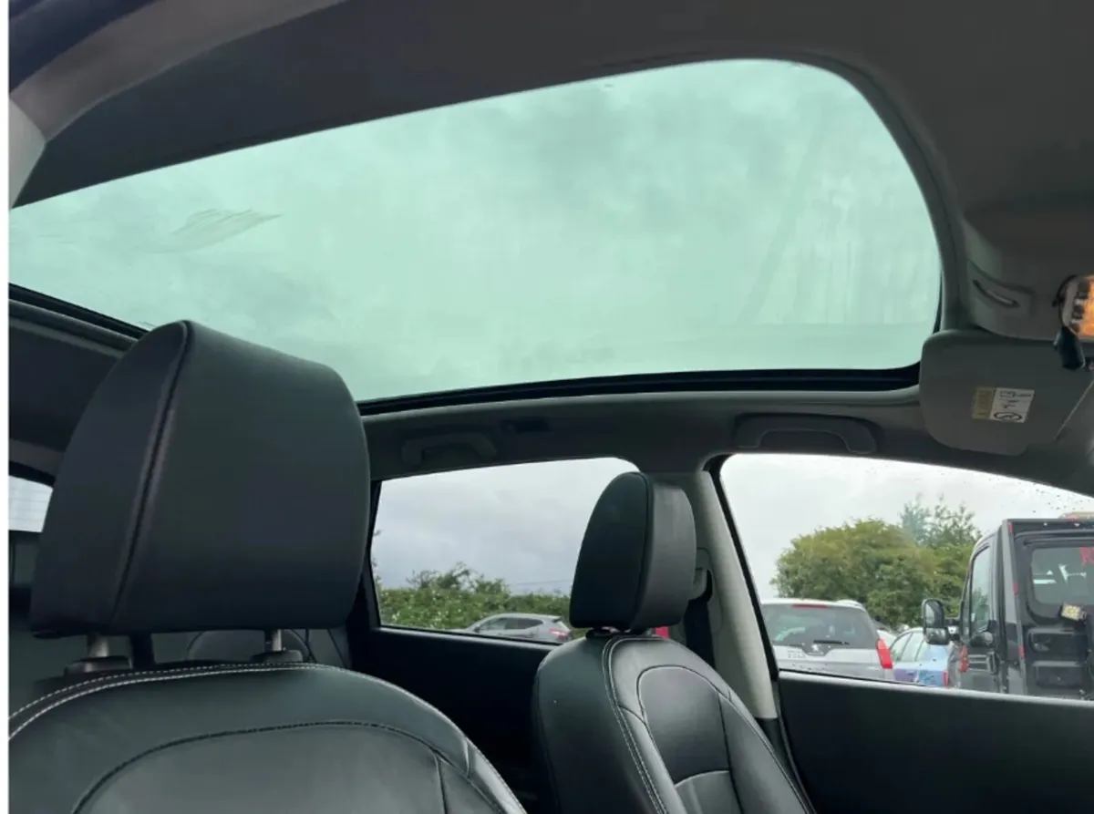 2014 Nissan Qashqai N-TEC 1.6 4X4 - Image 3