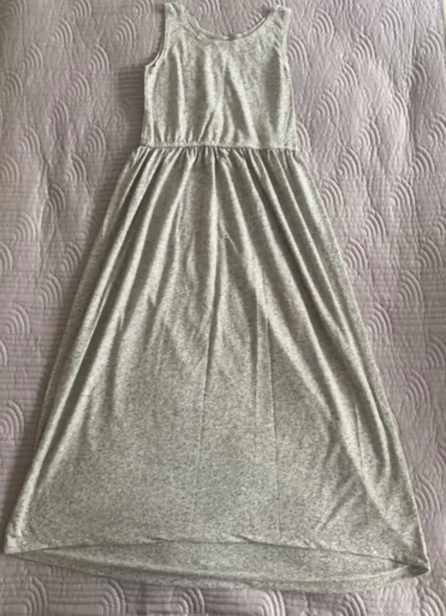 YD - Grey Dress - Age 10-11 years - Image 1