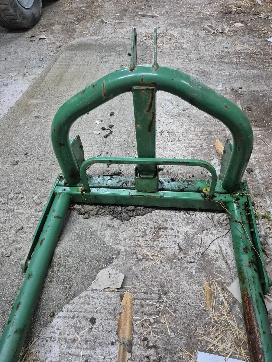 Bale handler - Image 1