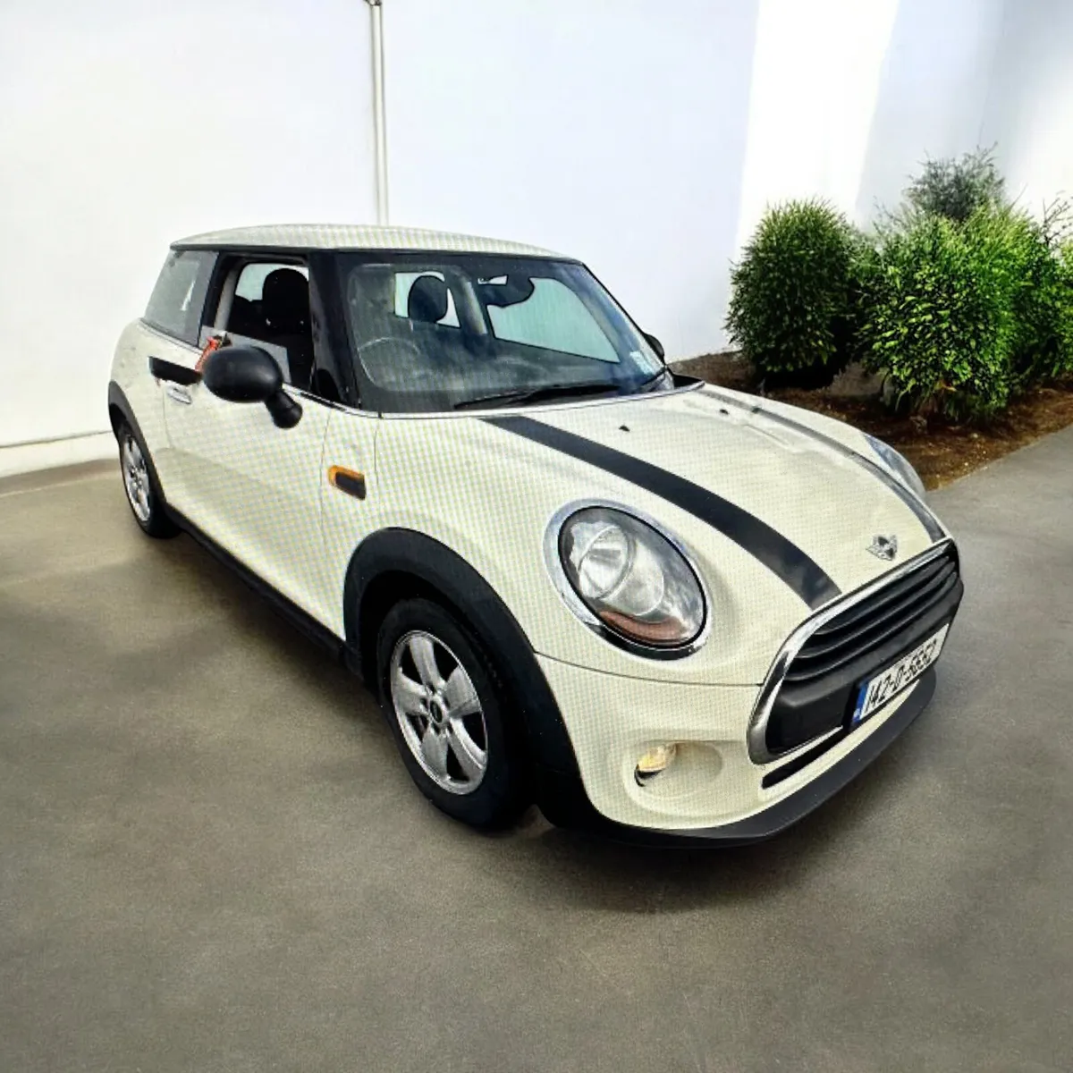 2014 Mini One 1.5 Diesel Priced to Sell - Image 2