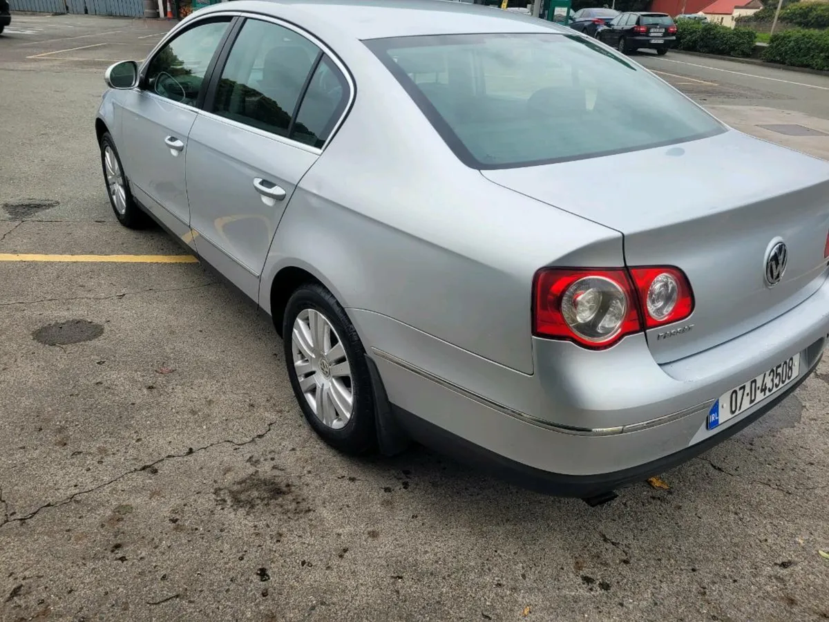 2007 petrol passat - Image 2