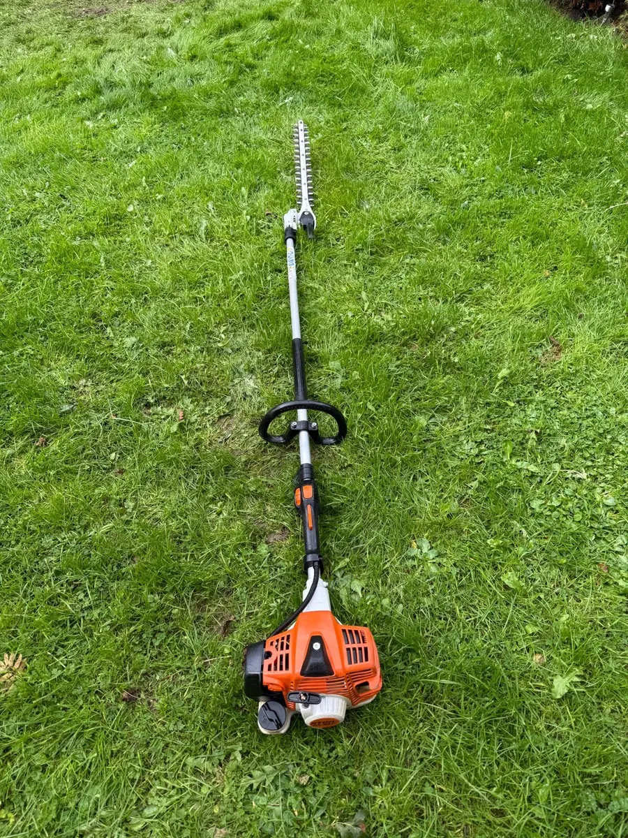 Stihl HL 92 C long reach hedge trimmer - Image 1