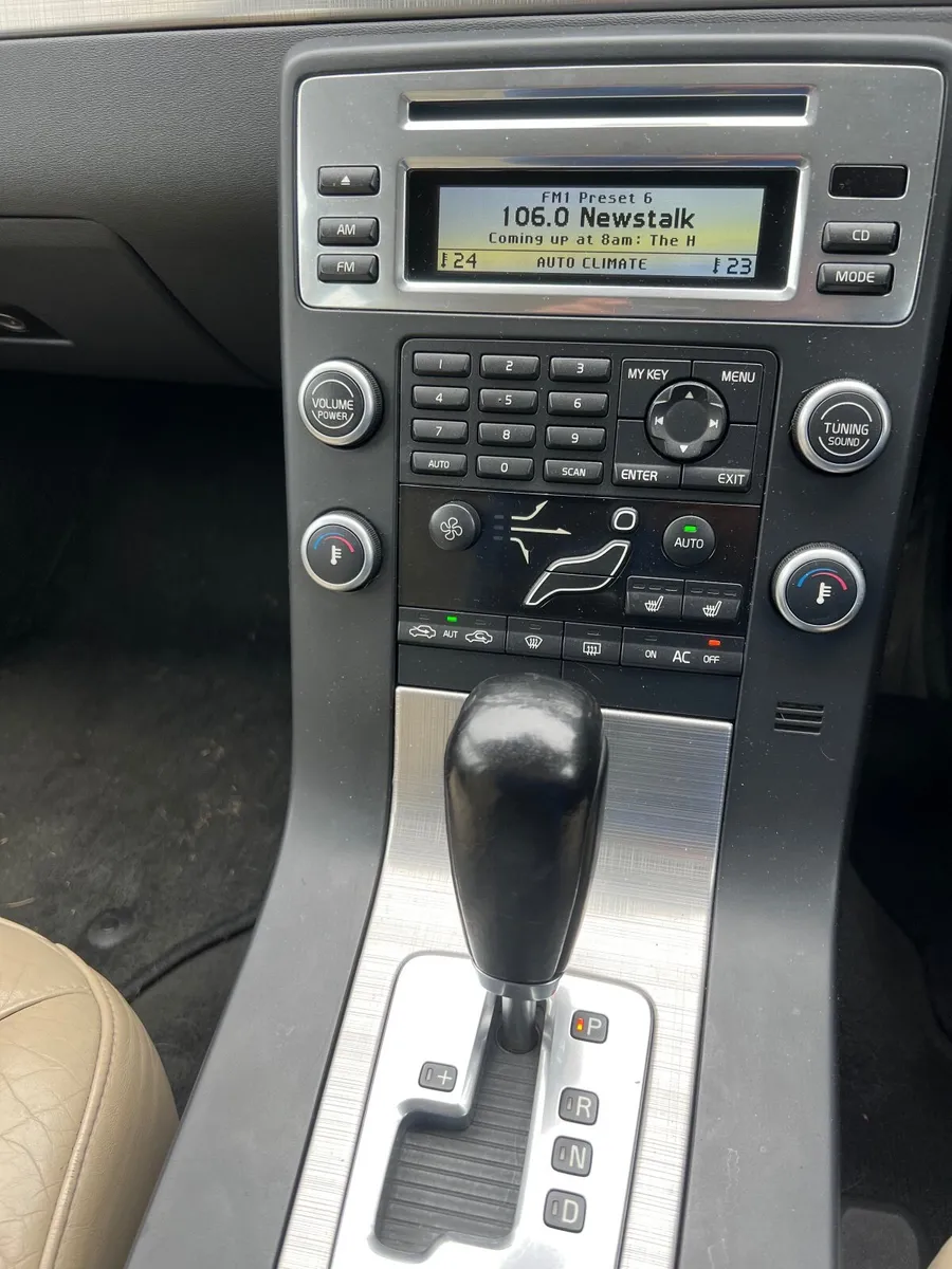Volvo V70 2008 - Image 4