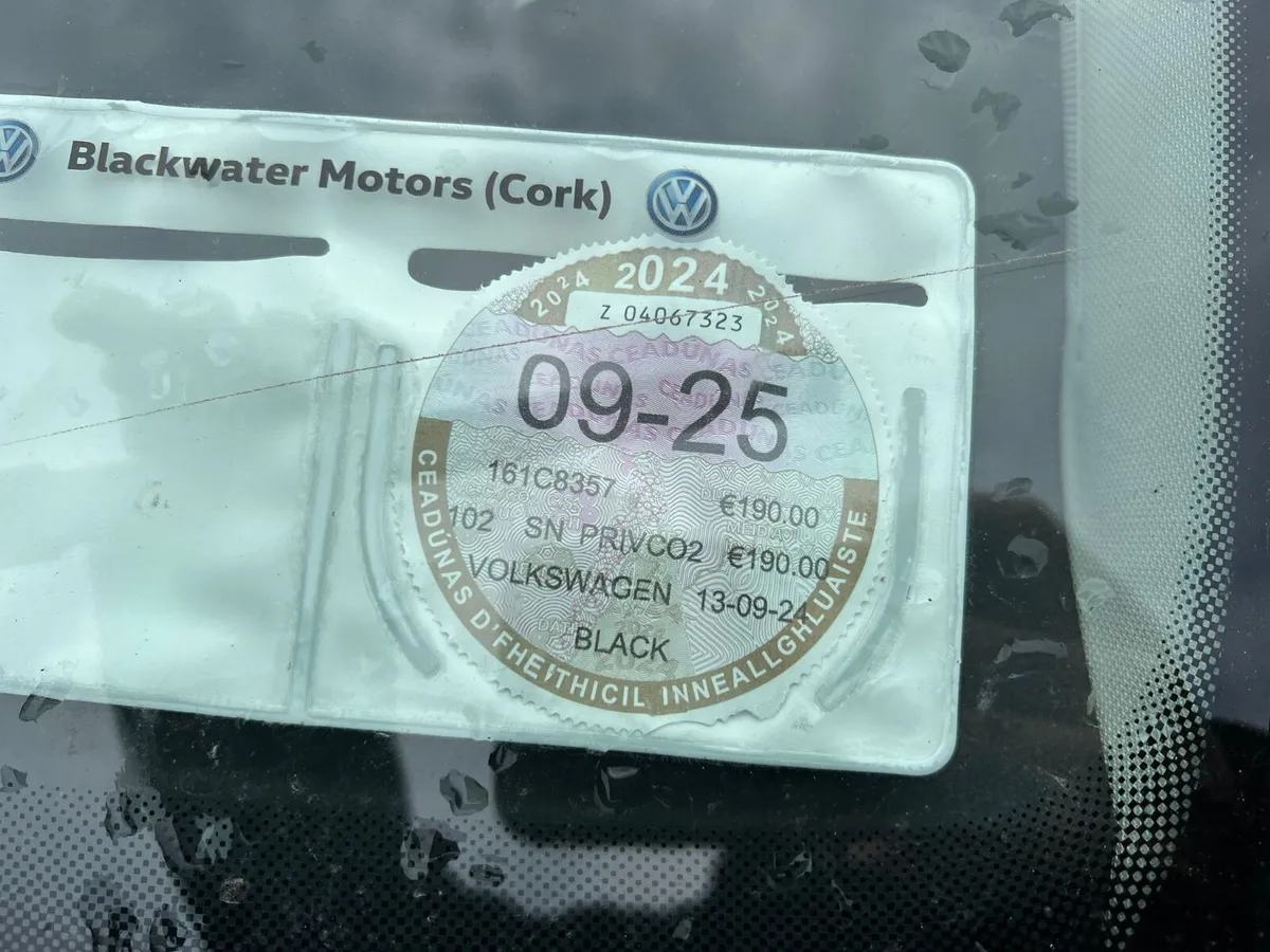 2016 Vw Golf 1.6 Diesel Lounge Model - Image 3