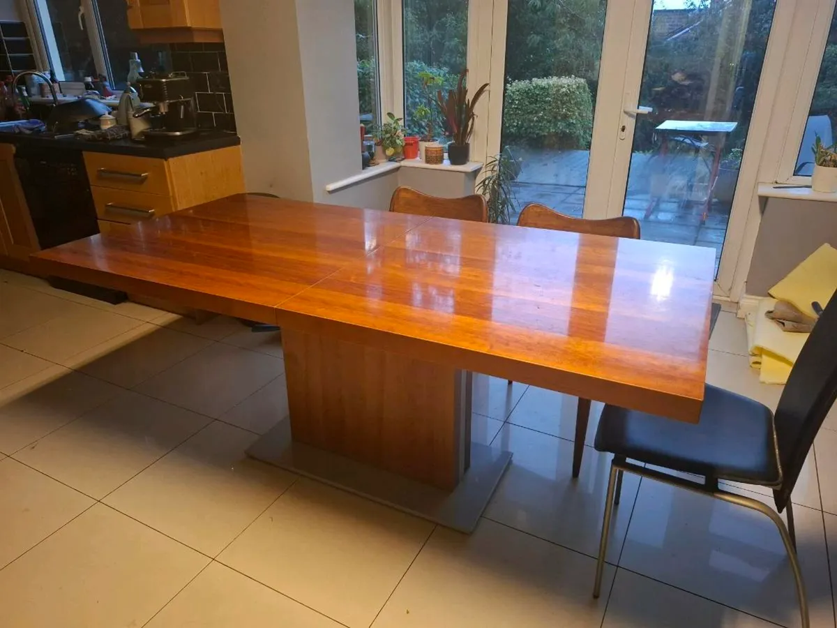 Boconcept extendable dining table. - Image 3