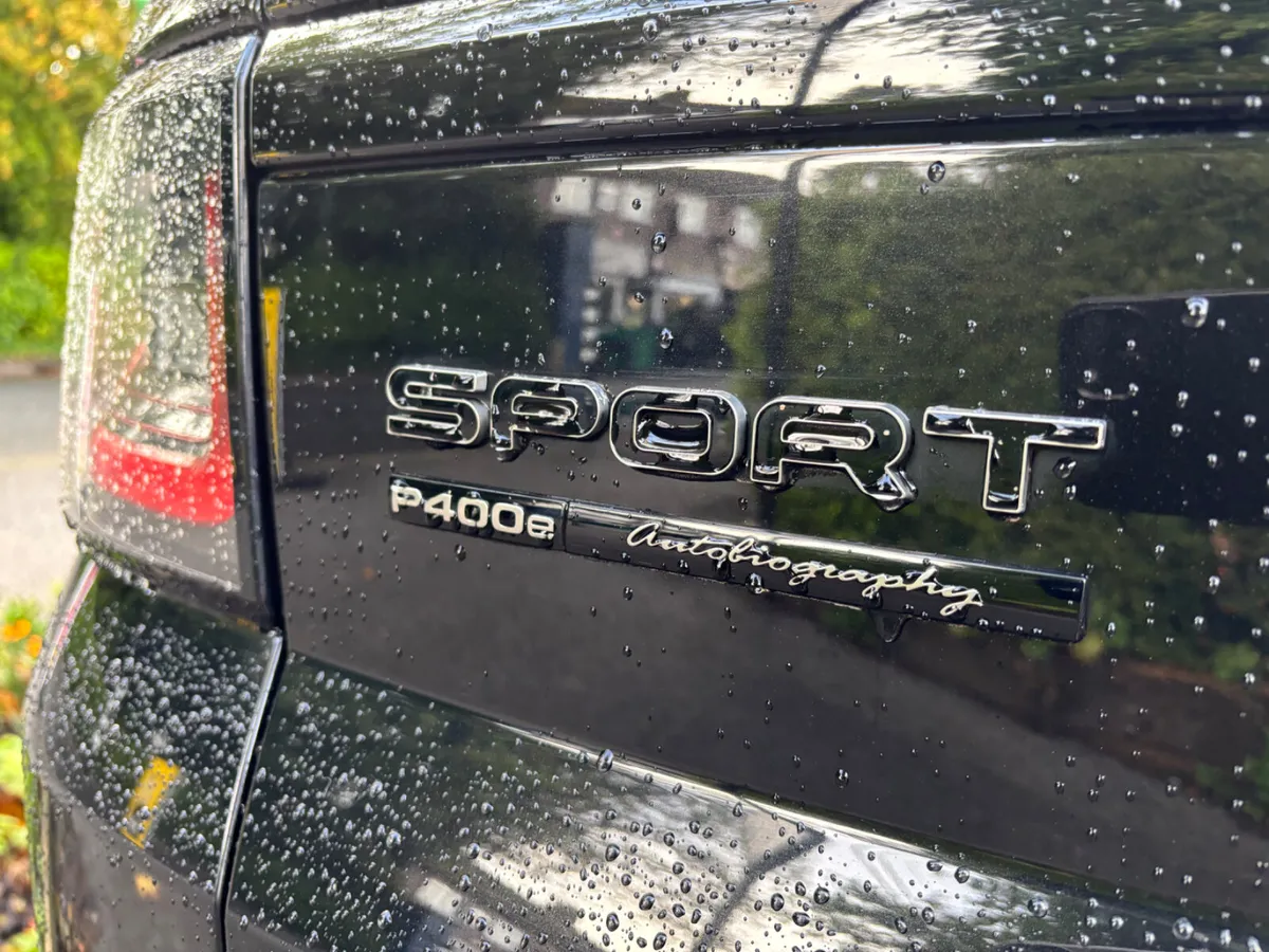 P400E 'AUTOBIOGRAPHY DYNAMIC' + BLACK PACK - FLRSH - Image 2