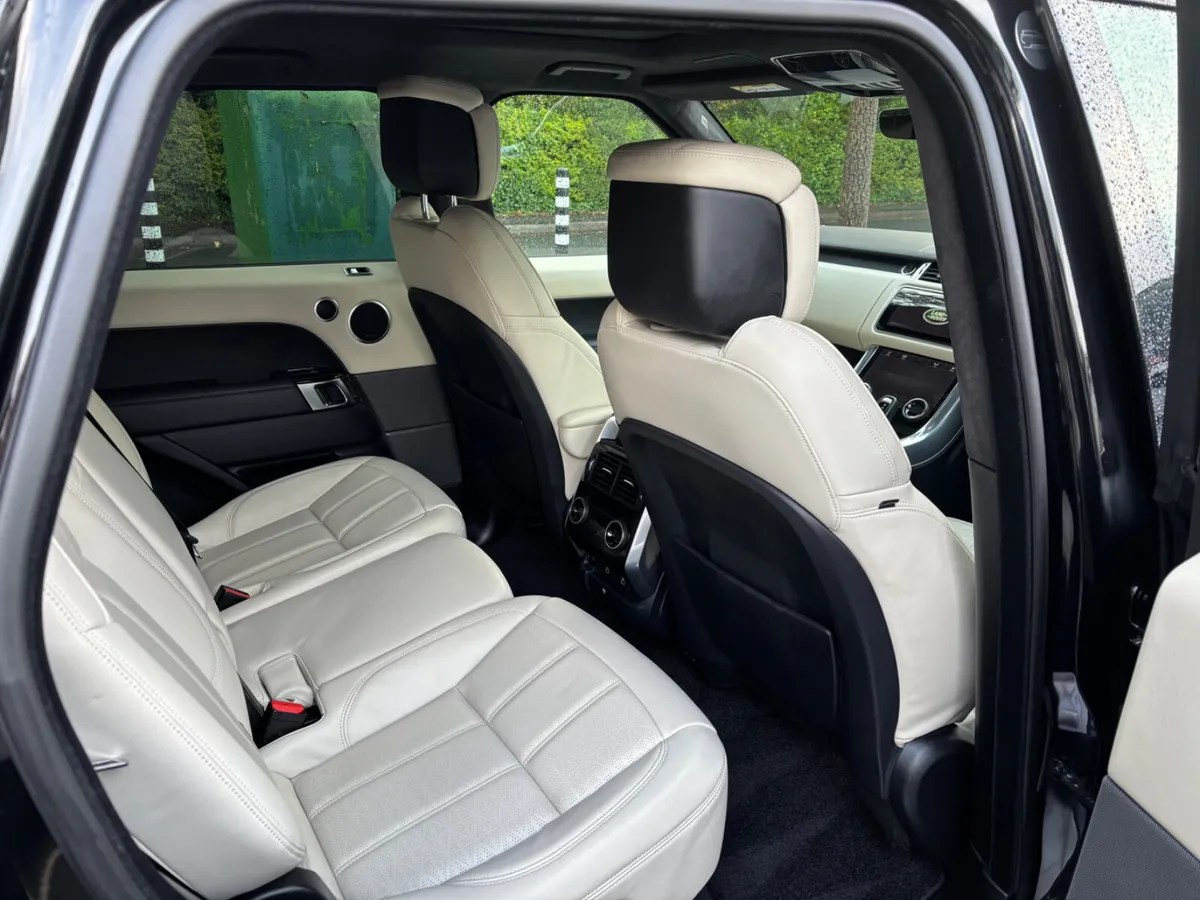 P400E 'AUTOBIOGRAPHY DYNAMIC' + BLACK PACK - FLRSH - Image 4
