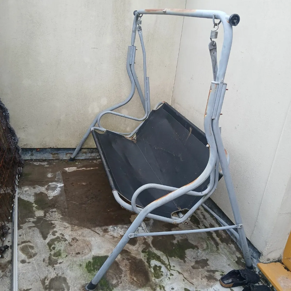 3 seater swing