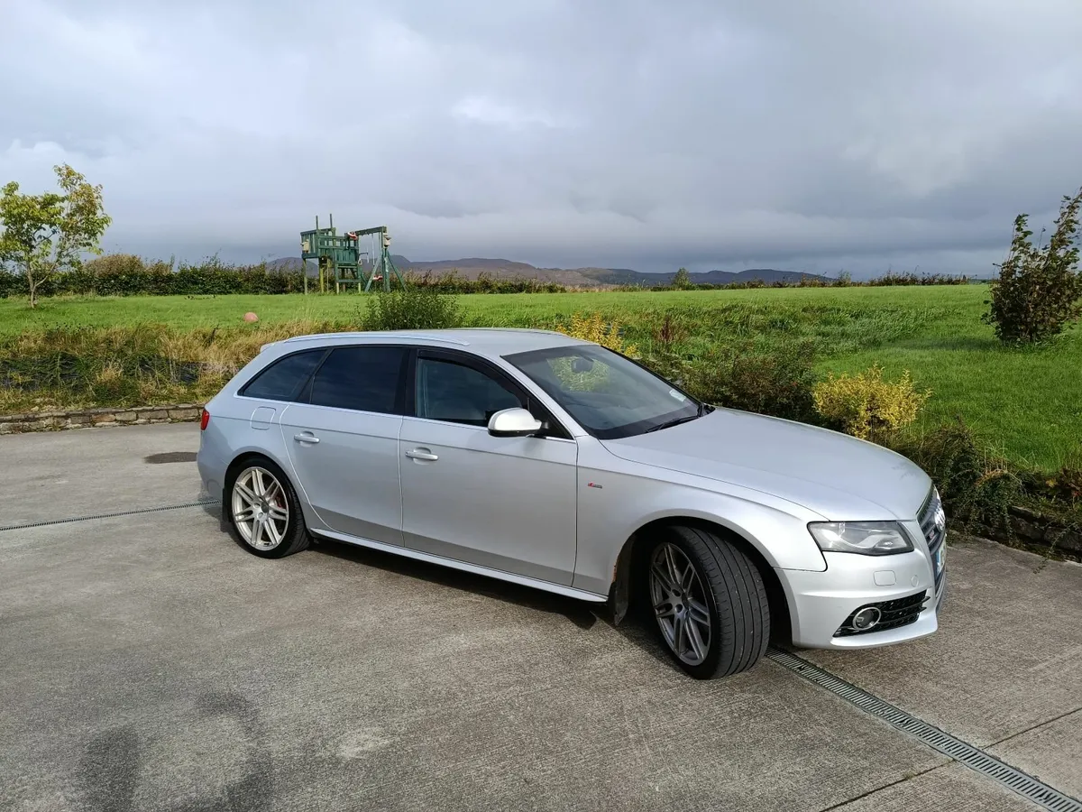 Audi A4 2010 S Line Estate - Image 2