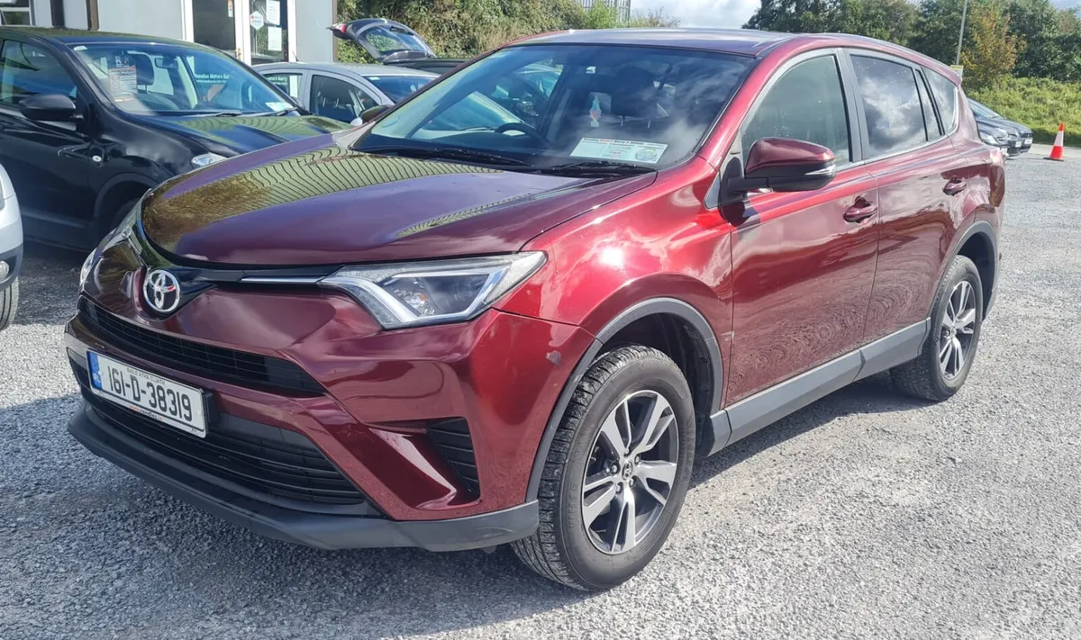 Toyota RAV4 2016 - Image 2