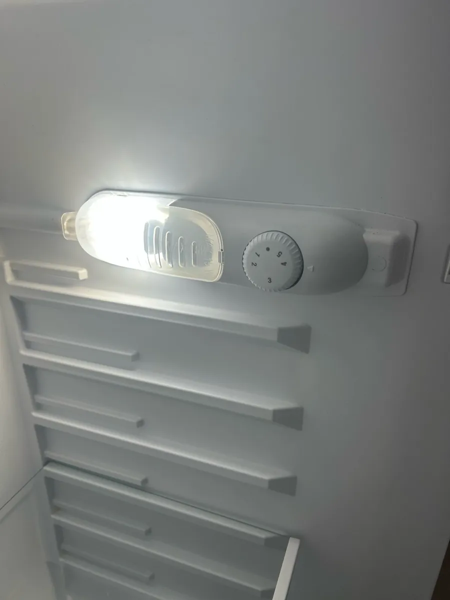 Fridge freezer - Image 3