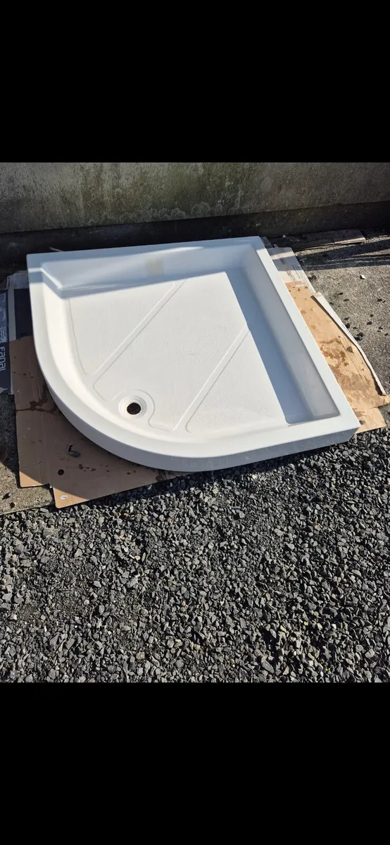 Shower Trays - Image 1