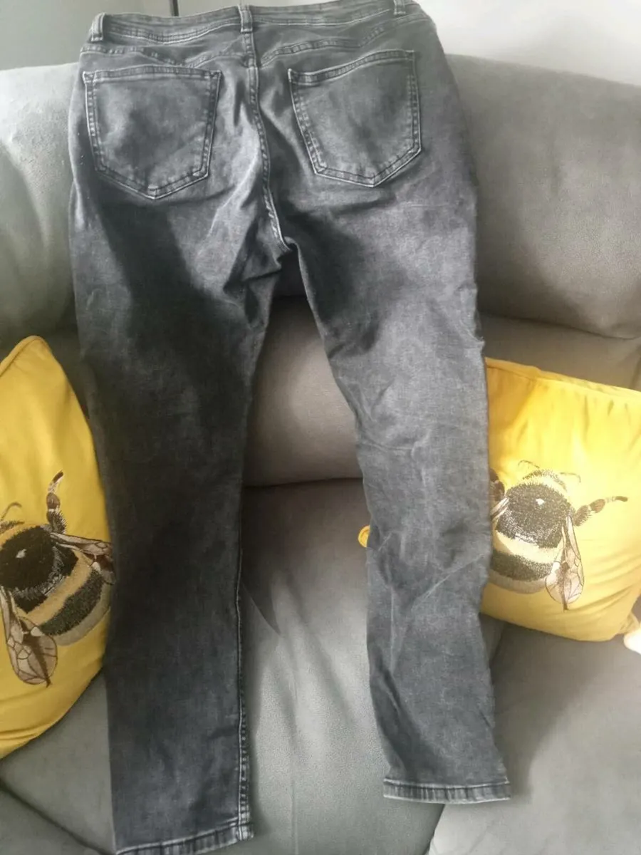 Mens grey jeans 30 x 30 - Image 3
