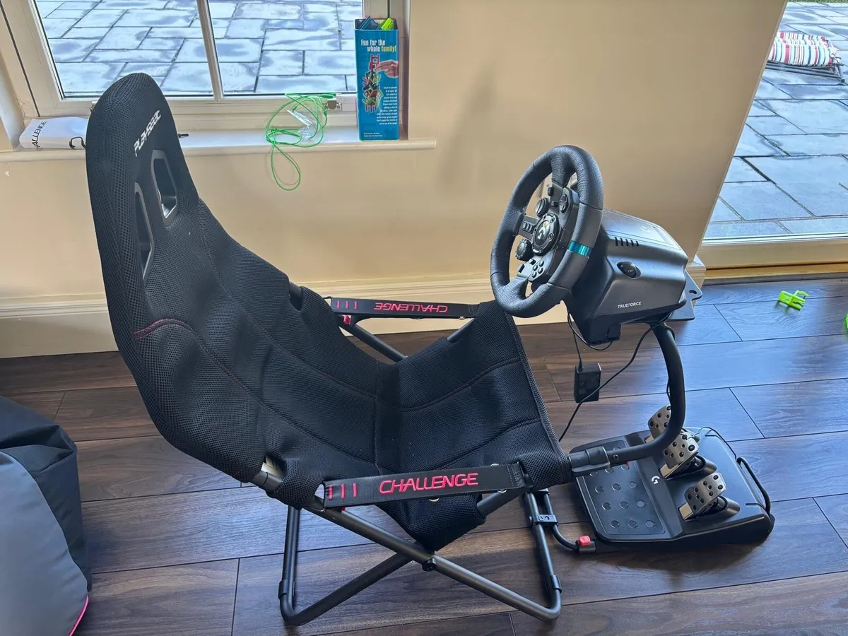 Ps5&ps4 Logitech steering wheel and pedals+seat - Image 1