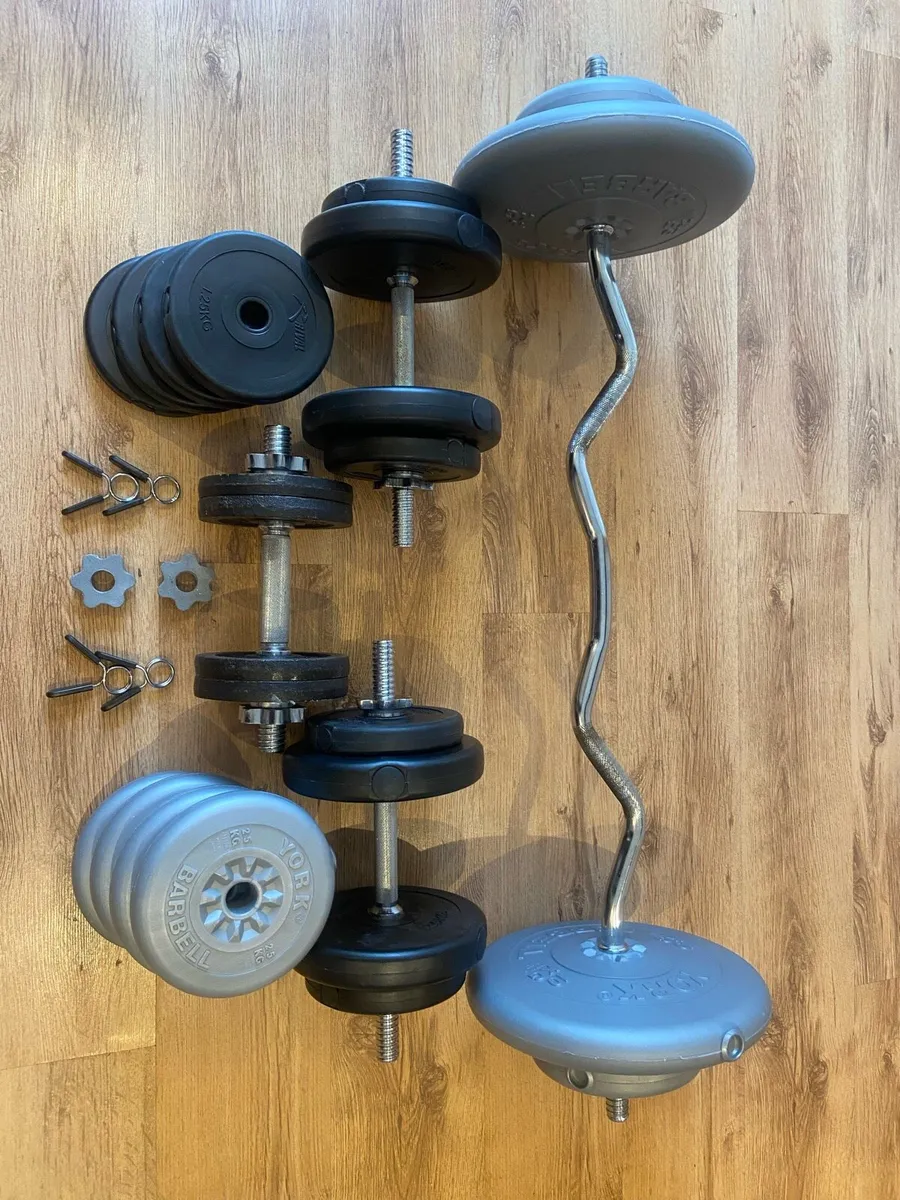 Curl bar and dumbbells - Image 1