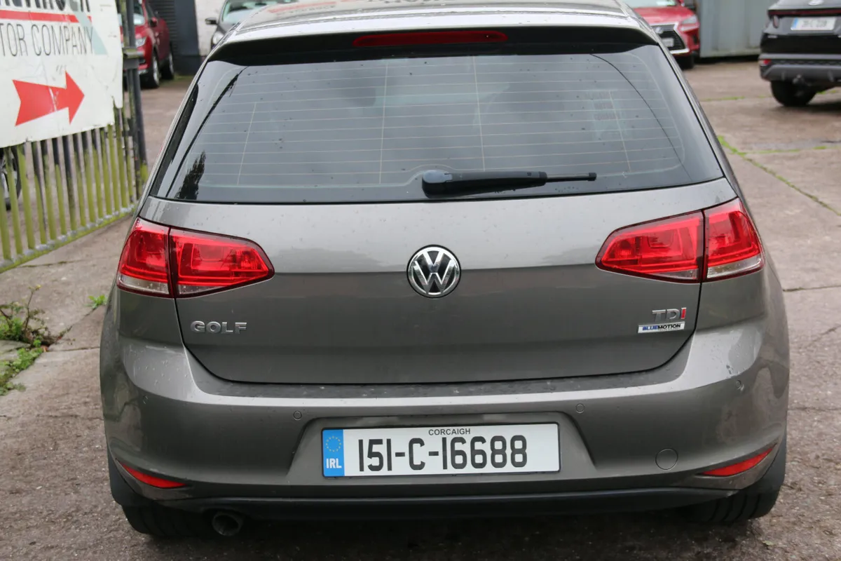 Volkswagen Golf 2015 - Image 2