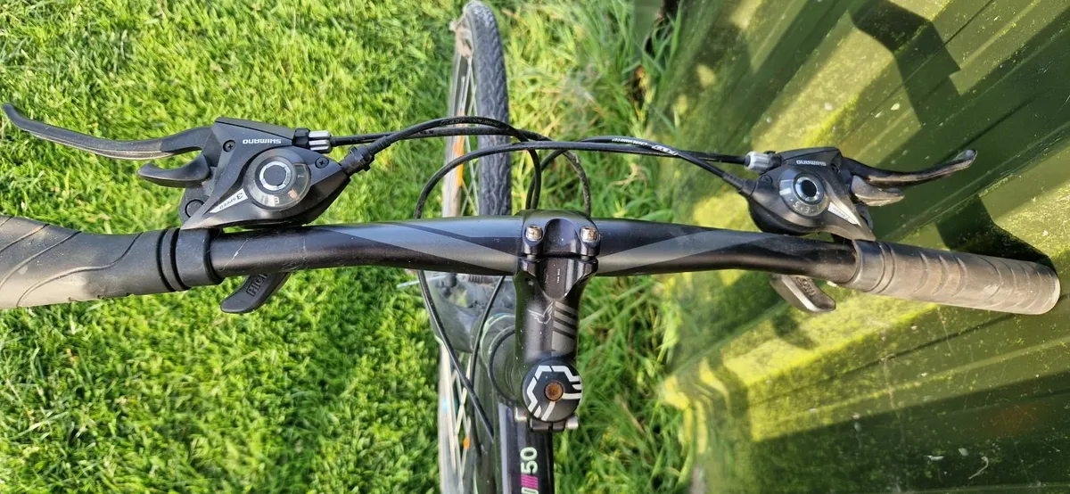 Felt 50 womens bike - Image 2